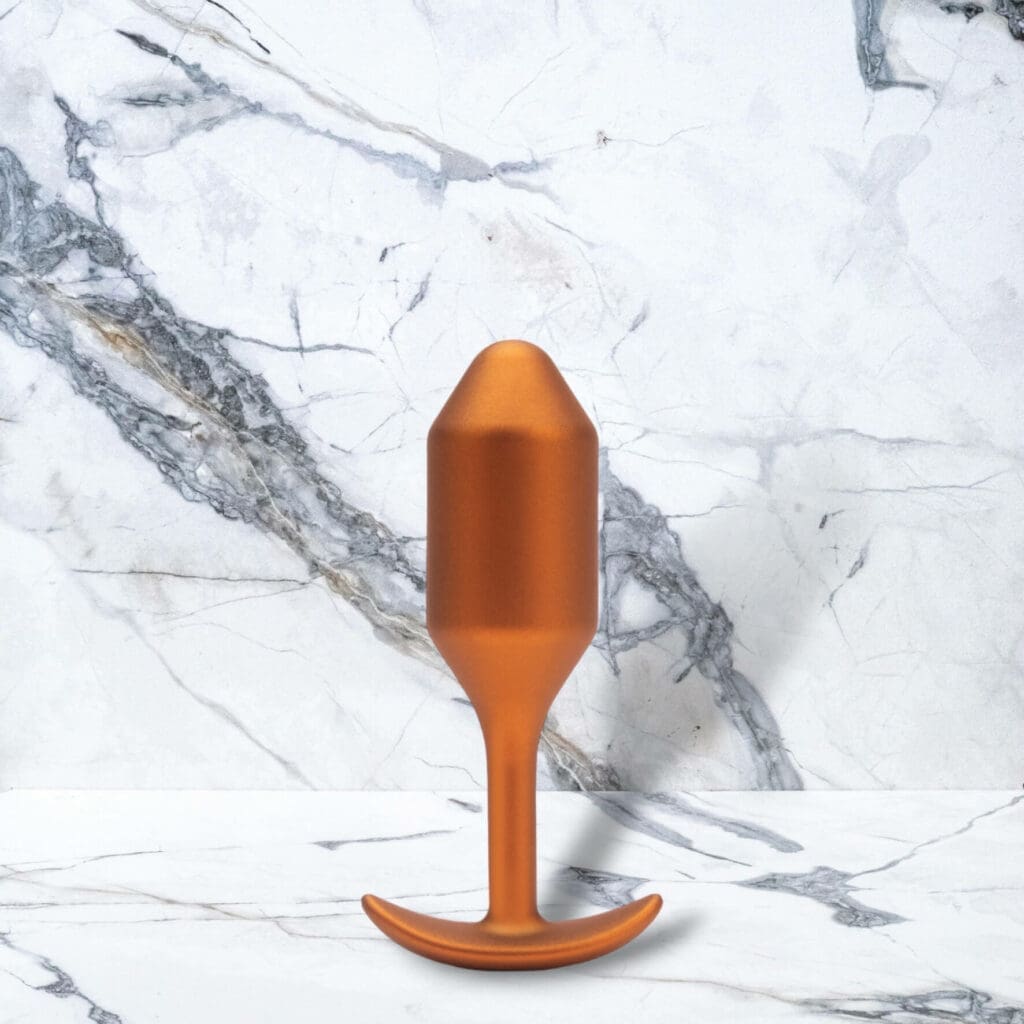 B- Vibe snug plug buttplug