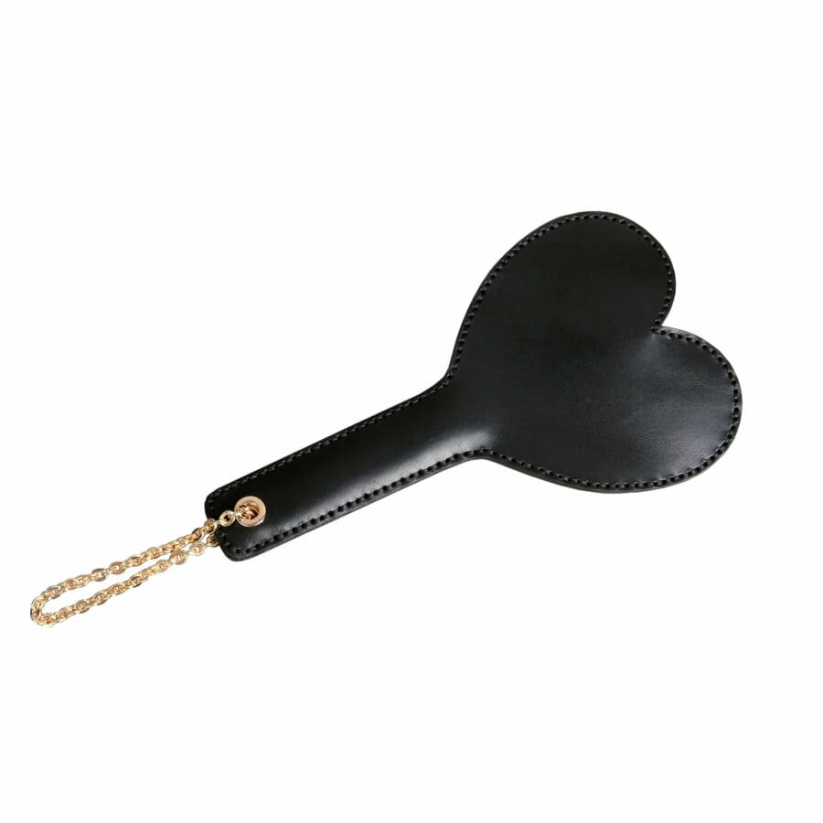 Elif Domanic Heart Shaped Spanker Zwart 2