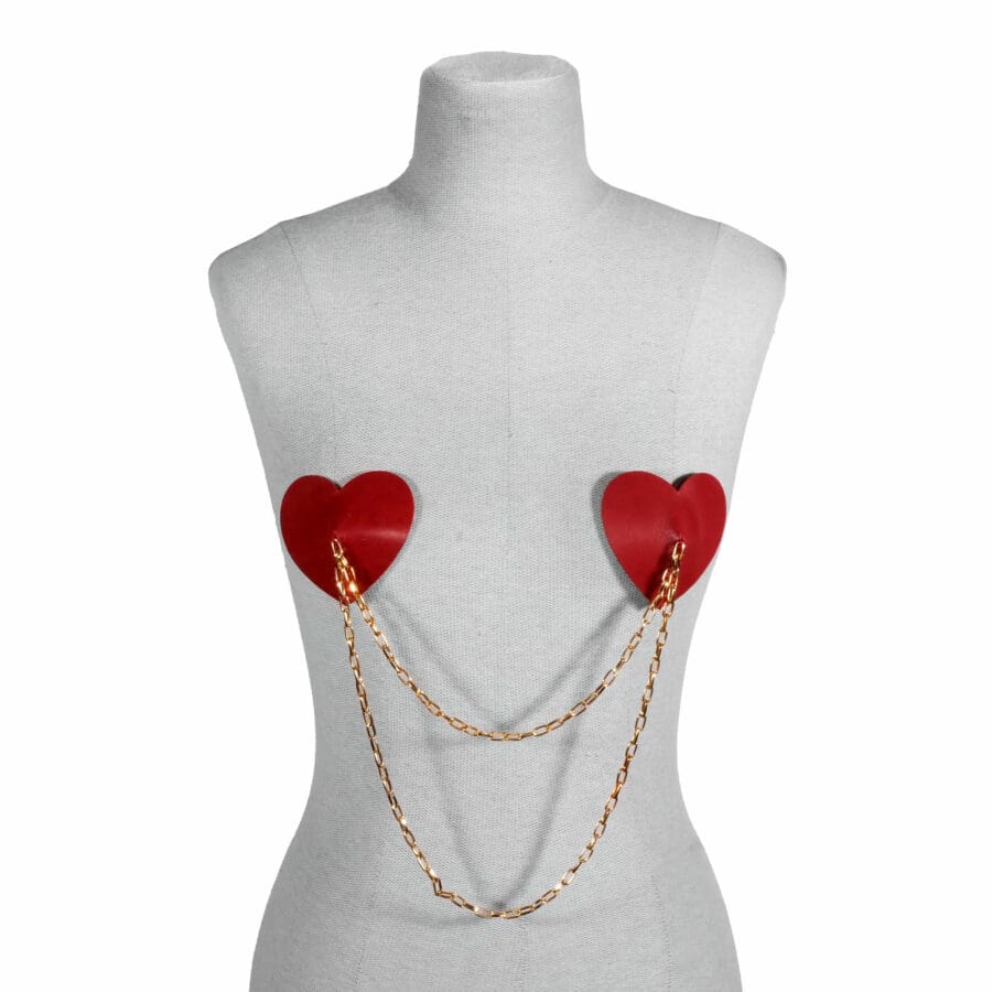 Elif Domanic Heart Shaped Pasties Met Ketting Rood