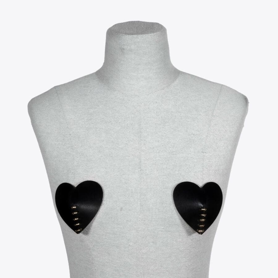 Elif Domanic Heart Shaped Pasties Met Stitches