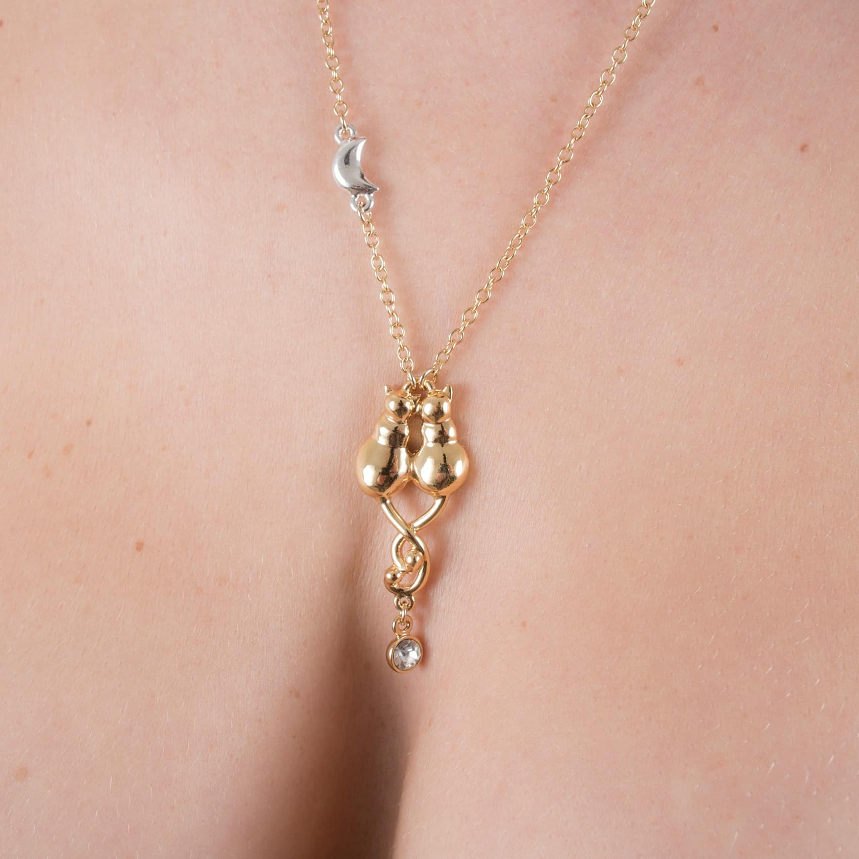 Necklace Entwined Cats in Gold - Luxury Body Jewelry