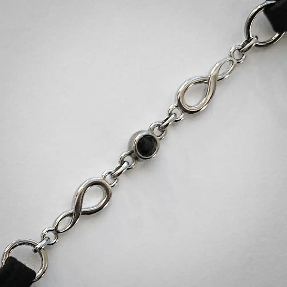 Lucky Cheeks | Midnight Bloom - Mini G-string met sieraden - Zwart/Paars - Afbeelding 4