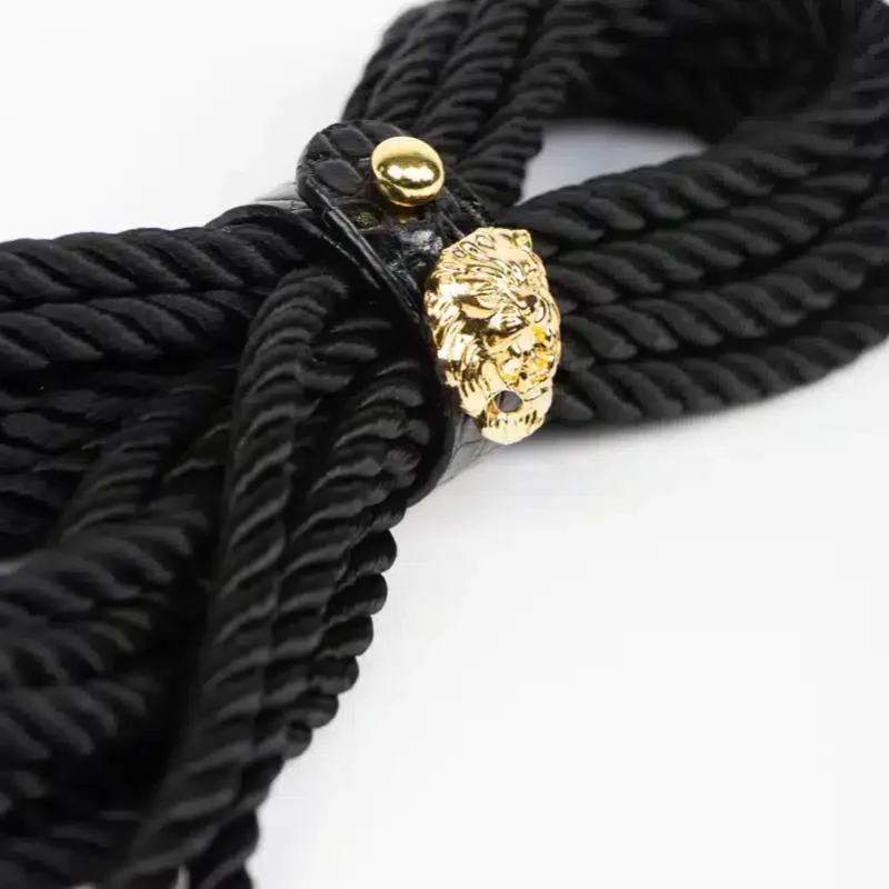 Fraulein Kink Leone Bondage Touw 4